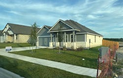 205 Creekfall Rd, Burnet, TX 78611