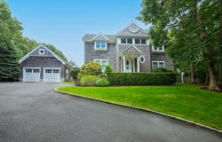 23 Sycamore Lane, Montauk, NY 11954