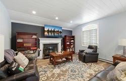 852 Jackson Avenue, Franklin Square, NY 11010