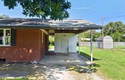 1505 Phillips Avenue, New Bern, NC 28562