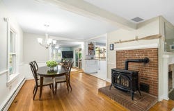 17 Hartz St, Gloucester, MA 01930