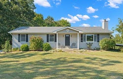 1956 Gunsmith Lane, Leslie, MO 63056