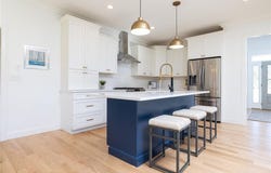 Oakwood Circle, Plainville, CT 06062
