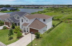 11124 MOONSAIL Drive, PARRISH, FL 34219