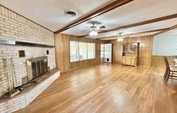 308 S W 7th St, Lockney, TX 79241