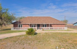 3893 County Road 61, Robstown, TX 78380