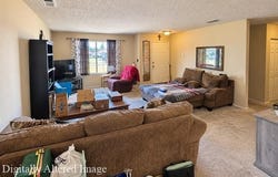 4625 W Paradise Avenue, Visalia, CA 93277