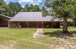 245 Private Road 8368, Spurger, TX 77660