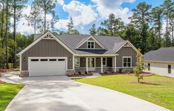 306 Clipper Trace, Mccormick, SC 29835