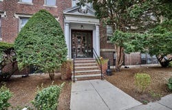 7 Lothian Rd, Boston, MA 02135