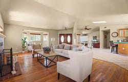 1153 Merritt Dr, El Cajon, CA 92020