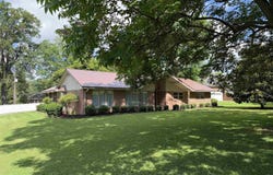 728 N 5th Avenue, Piggott, AR 72454