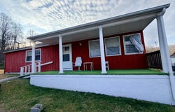 106 State Square, Cumberland, KY 40823