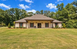 170 Winery Road, Fulton, MS 38843