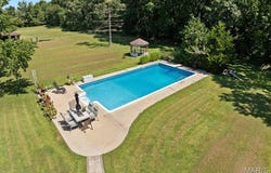 5820 E Copple Rd., Walnut Hill, IL 62893