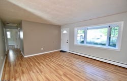 130 Brooklyn Stanhope Rd, Hopatcong Boro, NJ 07874-2507