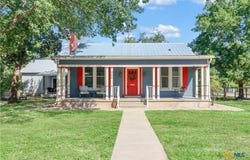 966 Bismark Street, Seguin, TX 78155