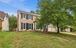 10246 Hauser Street, Lenexa, KS 66215