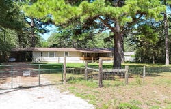 111 Old Piney Trl, Paige, TX 78659