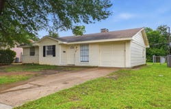 2301 Narobi Place, Mesquite, TX 75149