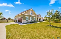 180 Kimber Lane, Inez, TX 77968