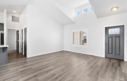 220 Pine Ave, Hansen, ID 83334