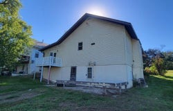 405 E 3rd Street, Redfield, SD 57469