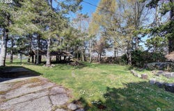 4913 N Pl, Seaview, WA 98644