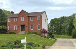 211 Warren Rd, Warrendale, PA 15086