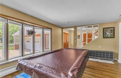 236 E 5th Avenue, Berea, OH 44017