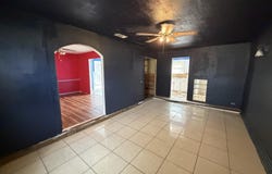 1407 W 25th Street, Plainview, TX 79072