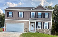 137 THYME Way, BUNKER HILL, WV 25413