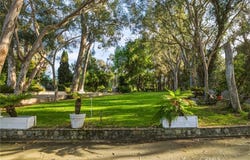 16 Johns Canyon Road, Rolling Hills, CA 90274