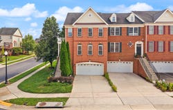 42919 OVERLY, CHANTILLY, VA 20152