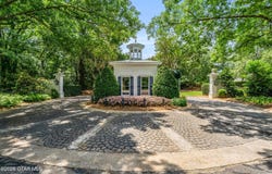 9 Scotland Yard, West Point, MS 39773