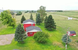 201 W Chandler St, Wallace, NE 69169
