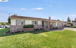 3993 Santa Clara Way, Livermore, CA 94550
