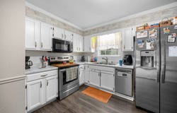 202 E 11th Ave, Caney, KS 67333