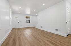 1447 5th St, Natrona Heights, PA 15065