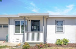 37258 Locust St, Newark, CA 94560