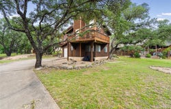 334 Coventry Rd, Spicewood, TX 78669