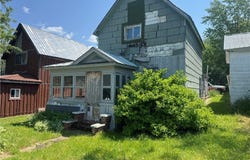 22 Elm Street E, Newton Falls, NY 13666