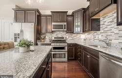 9810 SMITHVIEW Place, LANHAM, MD 20706