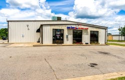 1570 E Oak, Conway, AR 72032