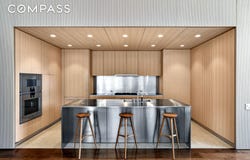 527 W 27th Street, New York, NY 10001