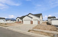 2365 E MORNING GLORY Way, Eagle Mountain, UT 84005
