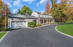 9 Stevens Drive, Holmdel, NJ 07733
