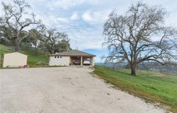 1115 Cypress Mountain Drive, Paso Robles, CA 93446