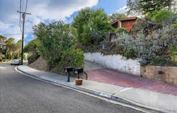 8384 Sugarman Drive, La Jolla, CA 92037