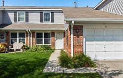 45 Willow Circle, Cary, IL 60013